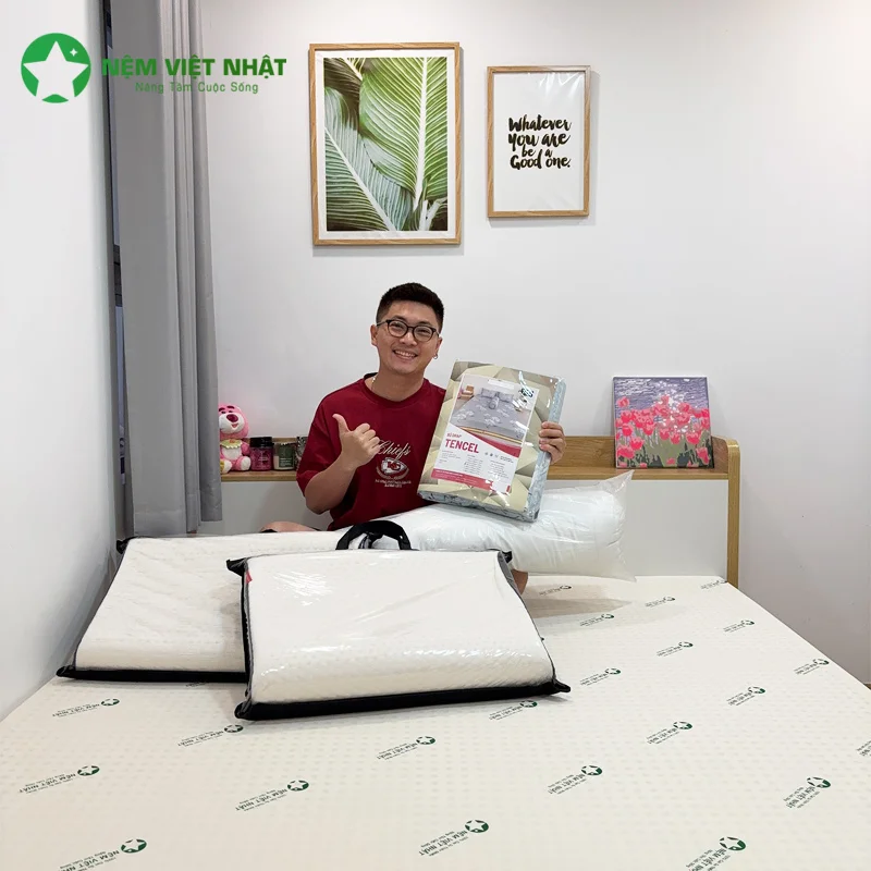 Khách hàng Anh Trần Công Quận 8 chia sẻ trải nghiệm sử dụng nệm Việt Nhật